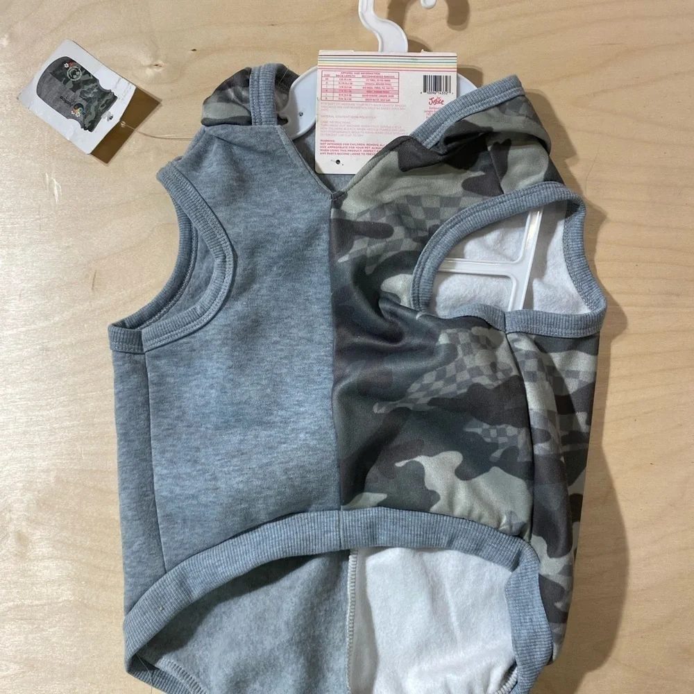 Justice Sport Camouflage and Gray Dog Hoodie Medium (LT)